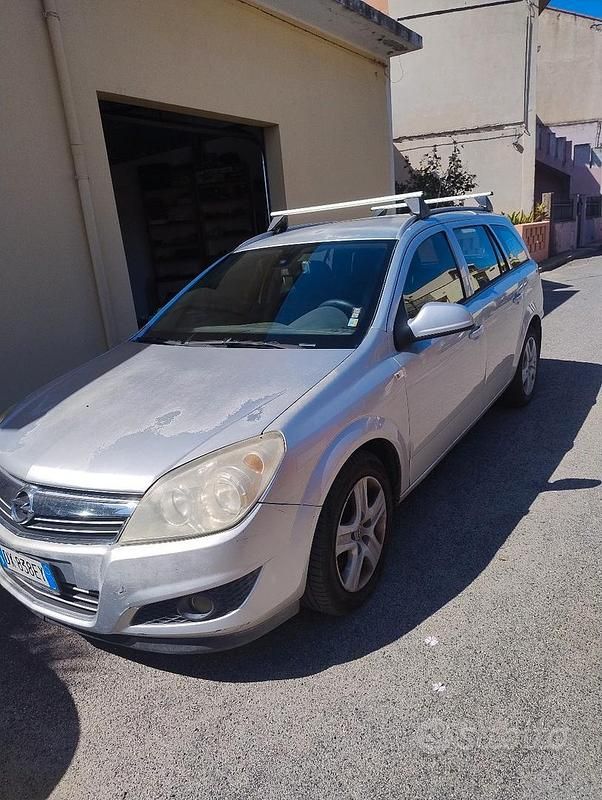 Usata Opel Astra 82 CV (60 kW) 2009 Grigio Station wagon