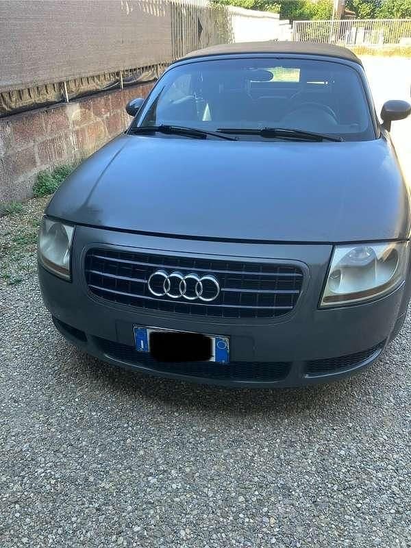 Usata Audi TT Roadster 224 CV (164 kW) 2001 Cabrio