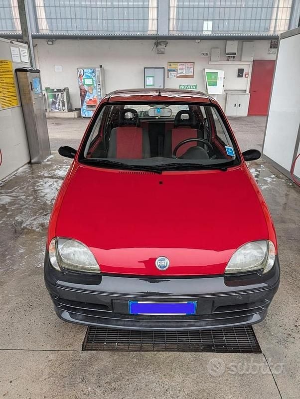 Usata Fiat 600 2003 Rosso Utilitaria