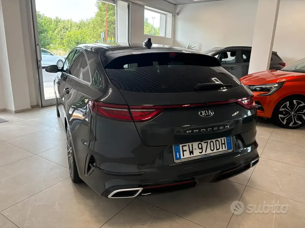 Usata Kia ProCeed GT-Line 136 CV (100 kW) 2019 Grigio Station wagon