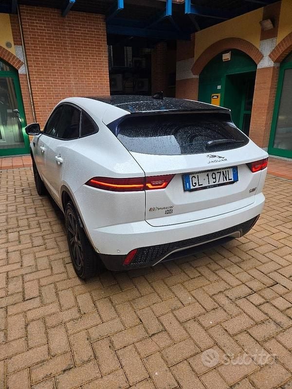 Usata Jaguar E-Pace 150 CV (110 kW) 2019 Bianco SUV