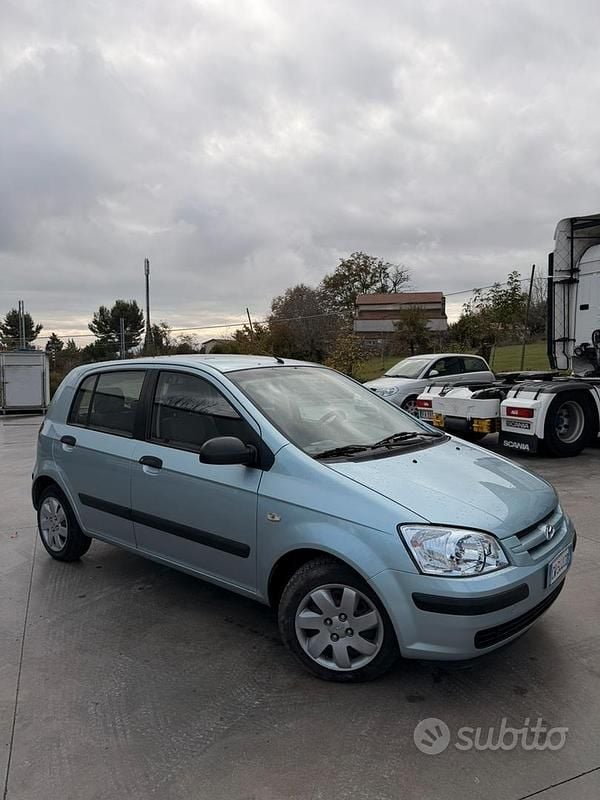 Usata Hyundai Getz 63 CV (46 kW) 2004 Blu Utilitaria