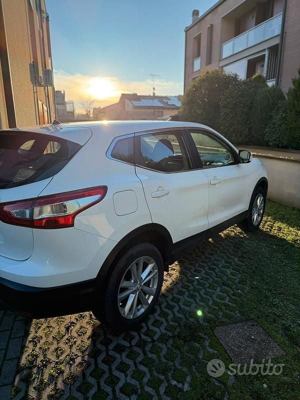 Usata Nissan Qashqai Tekna 2014 Bianco SUV