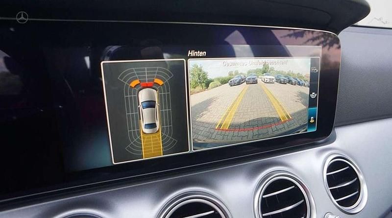 Usata Mercedes E220 Premium Plus 194 CV (142 kW) 2023 Nero Berlina