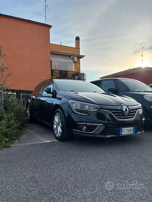 Usata Renault Mégane IV Intens 110 CV (80 kW) 2016 Nero Berlina