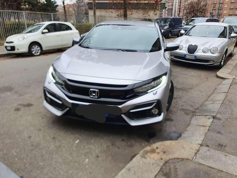 Usata Honda Civic Elegance 120 CV (88 kW) 2020 Berlina