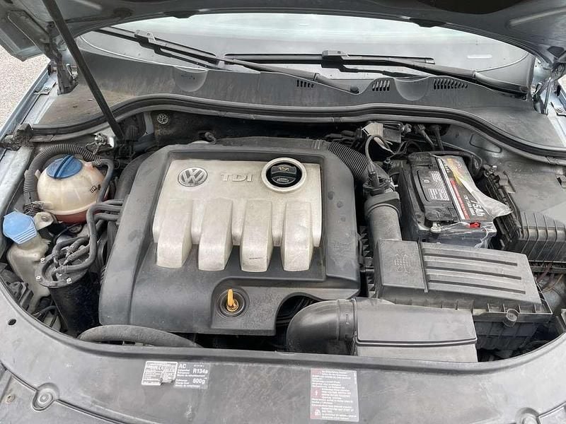 Usata VW Passat 105 CV (77 kW) 2005 Berlina