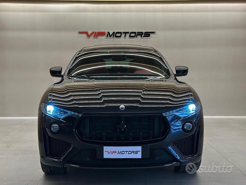 Begagnad Maserati Levante 581 HK (427 kW) 2020 Svart SUV