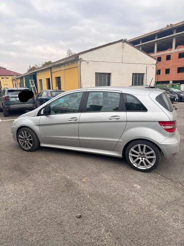 Usata Mercedes B160 95 CV (69 kW) 2010 Monovolume