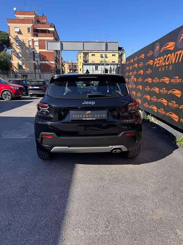 Usata Jeep Avenger Altitude 101 CV (74 kW) 2025 Beige SUV