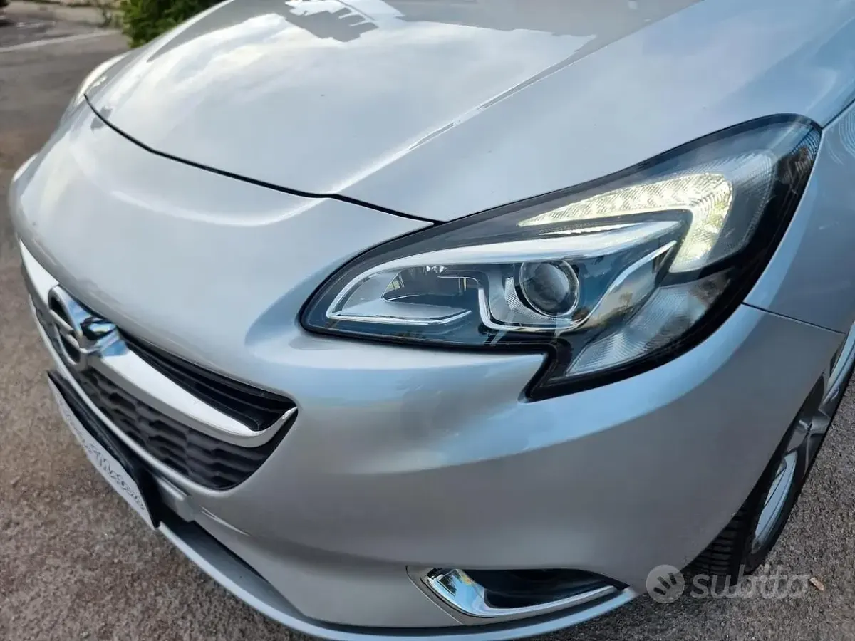 Gebraucht Opel Corsa 75 PS (55 kW) 2015 Grau Kleinwagen