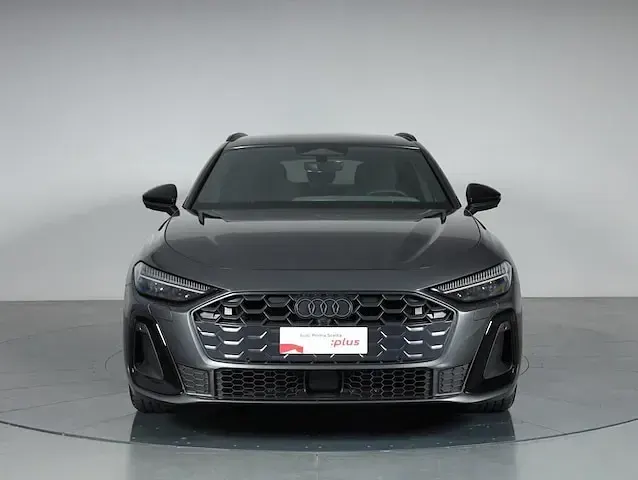 Nuova Audi A5 S-Line 204 CV (150 kW) 2025 Grigio daytona perla Station wagon