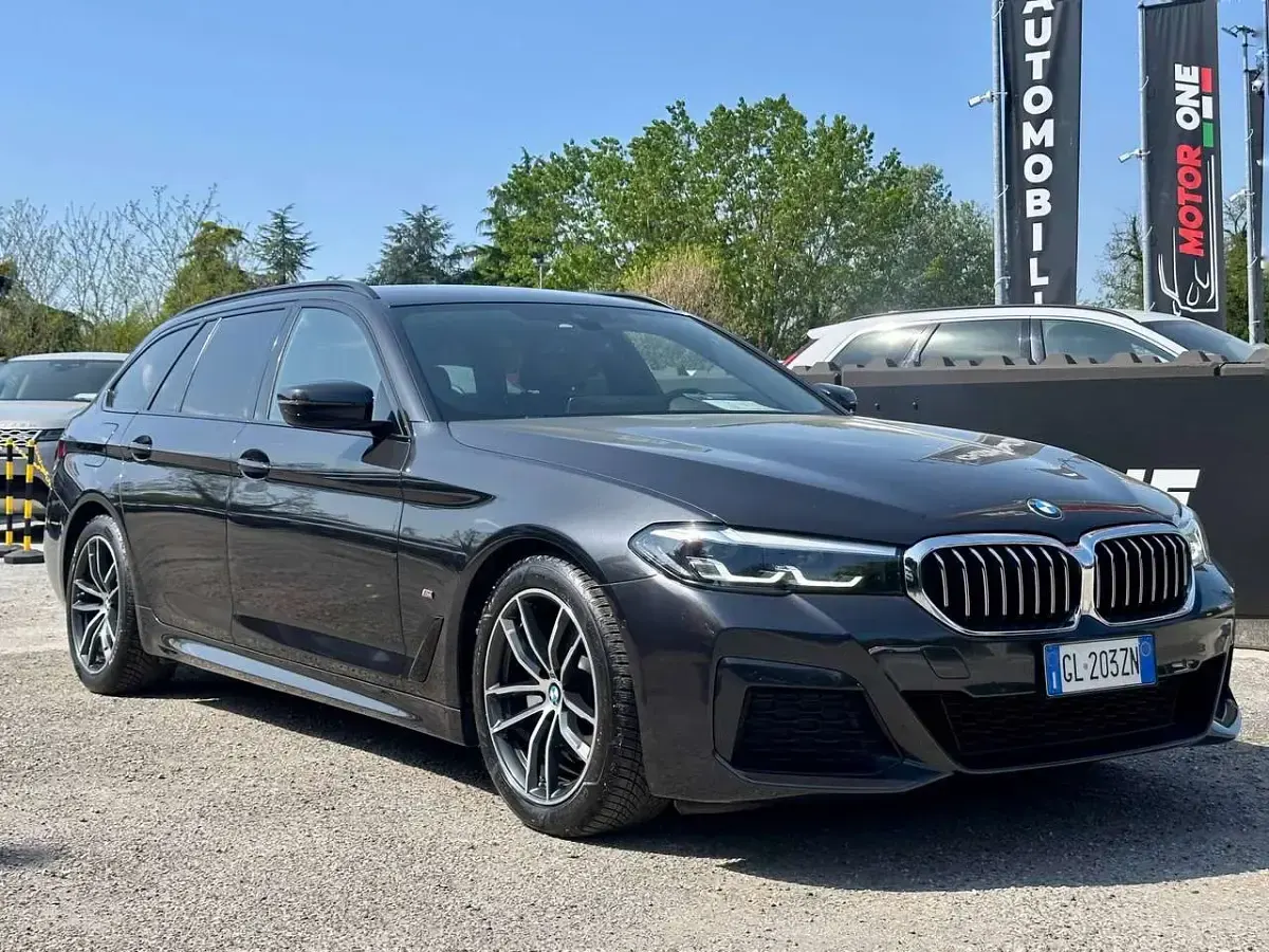 Usata BMW 520 M Sport 190 CV (139 kW) 2022 Nero Berlina