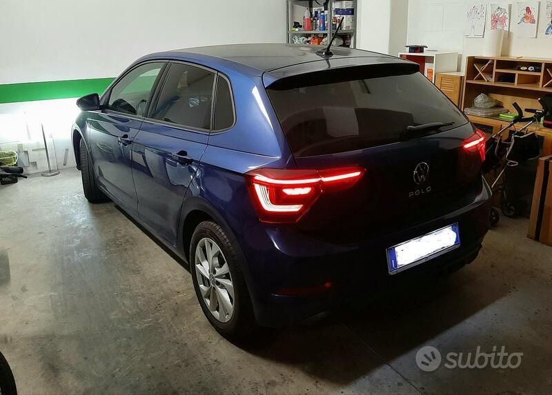 Blu/azzurro Usata 2023 VW Polo Style Tre volumi | 20.900 € (Cara) - Immagine 1/4