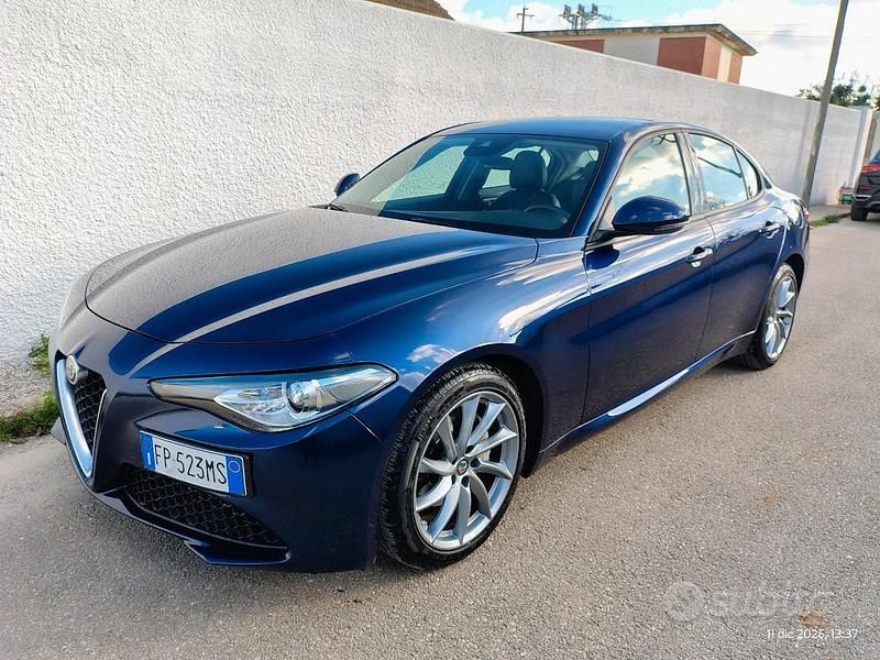 Usata 2018 Alfa Romeo Giulia Tre volumi | 16.000 € (Ottimo prezzo) - Immagine 1/4