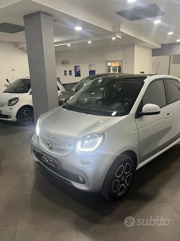 Usata Smart ForFour Passion 70 CV (51 kW) 2018 Grigio Utilitaria