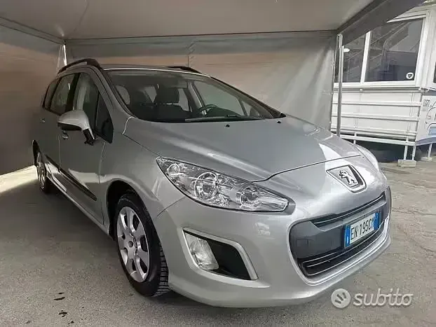 Usata Peugeot 308 Business-Line 93 CV (68 kW) 2012 Grigio Berlina