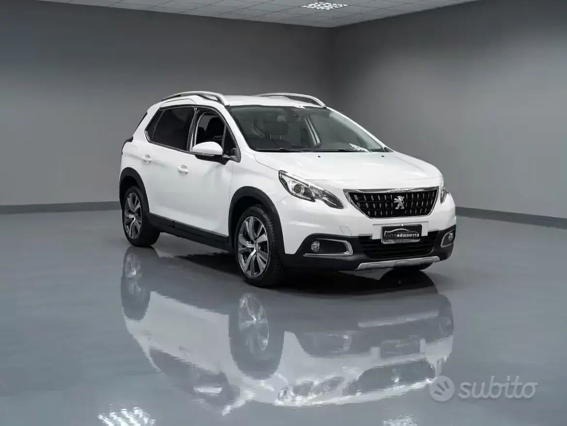 Usata Peugeot 2008 Allure 110 CV (80 kW) 2017 Bianco SUV