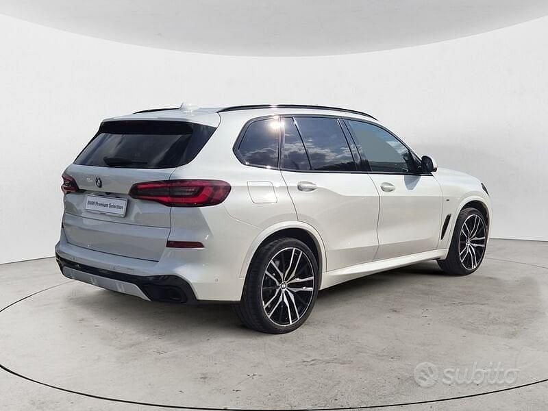 Usata BMW X5 M Sport 340 CV (250 kW) 2022 Bianco SUV