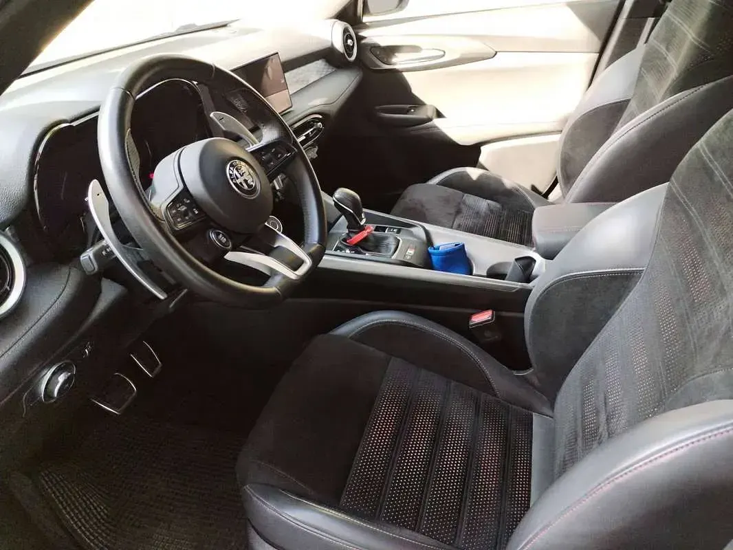 Usata Alfa Romeo Tonale Edizione Speciale 179 CV (131 kW) 2023 Grigio SUV