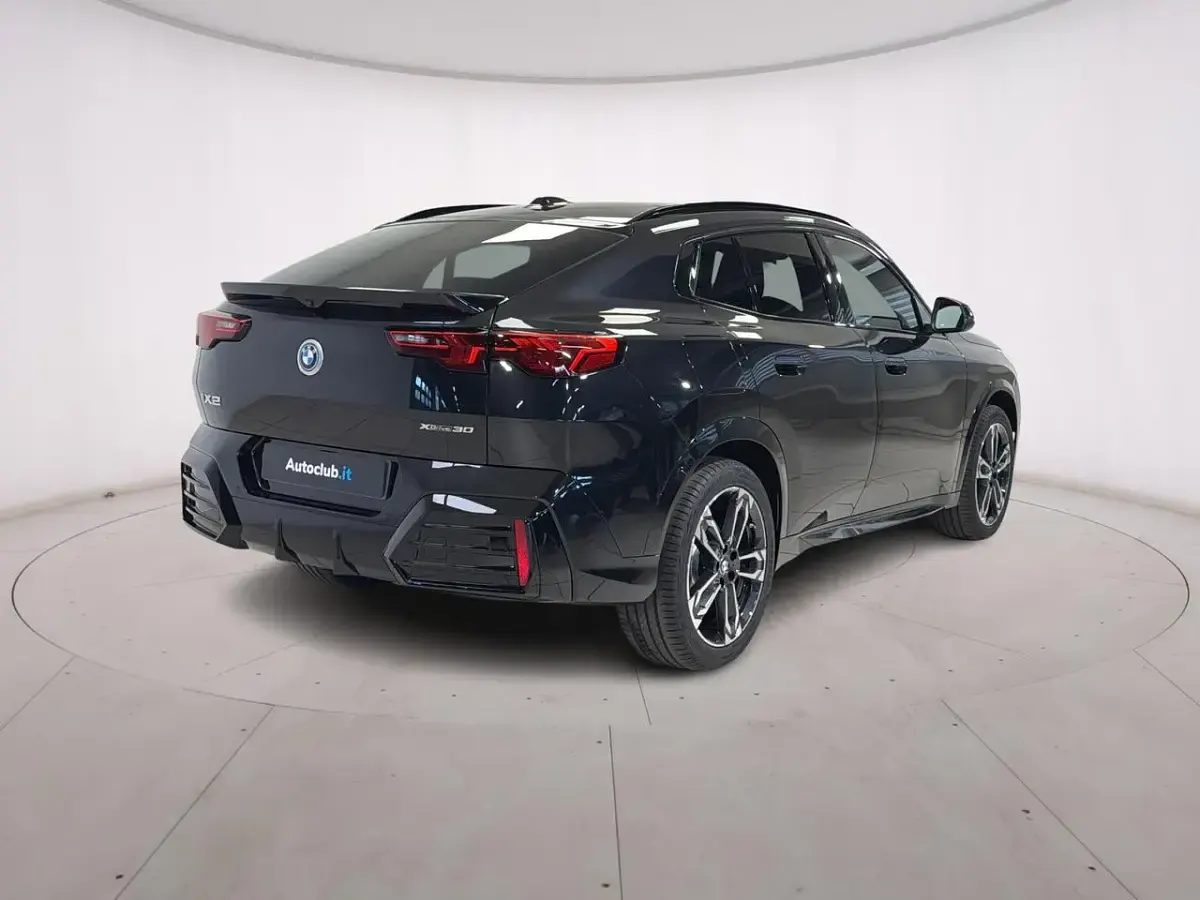 Nuova BMW iX2 M Sport 103 kW (141 CV) 2026 Nero SUV