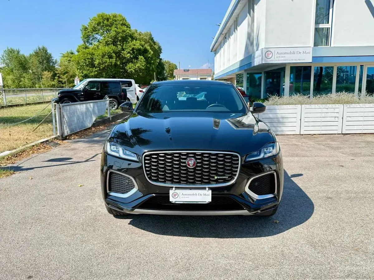 Usata Jaguar F-Pace R-Dynamic 204 CV (150 kW) 2023 Nero SUV