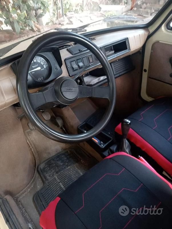 Usata Fiat 126 24 CV (17 kW) 1984 Giallo Utilitaria