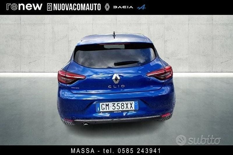 Käytetty Renault Clio V Intens 101 HP (74 kW) 2023 Sininen Sedan