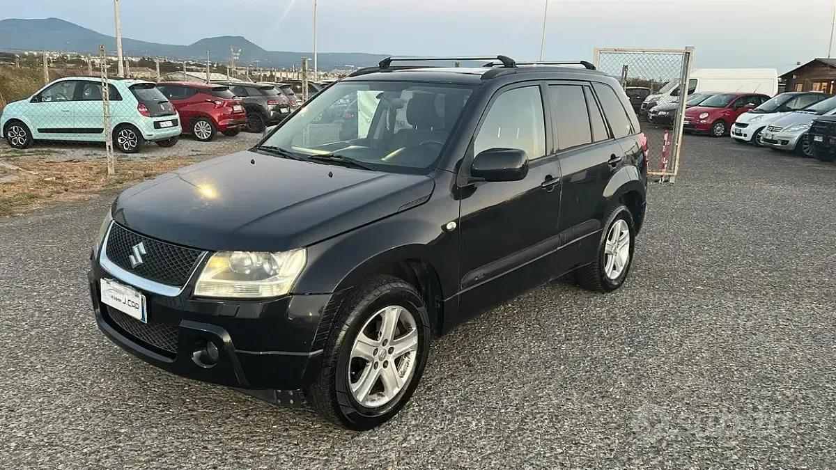 Usata Suzuki Grand Vitara 129 CV (94 kW) 2007 Nero SUV
