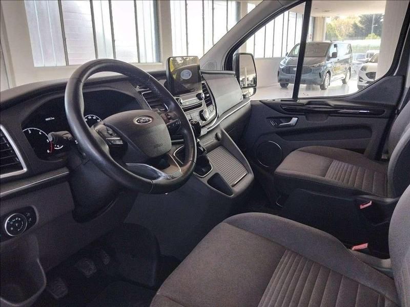 Usata Ford Tourneo Custom Titanium 131 CV (96 kW) 2022 Grigio Furgone