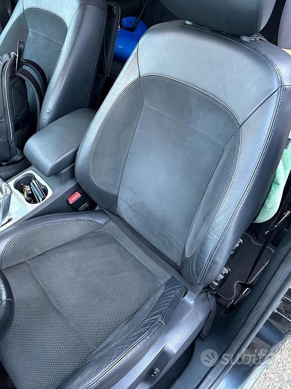 Usata Ford S-MAX Titanium 140 CV (102 kW) 2006 Grigio Monovolume