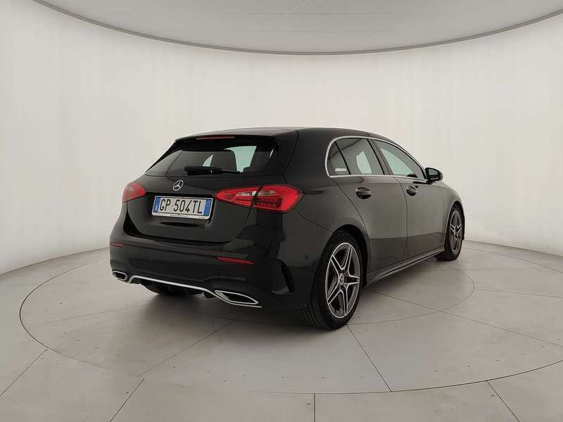Usata Mercedes A180 Premium 136 CV (100 kW) 2020 Nero Berlina