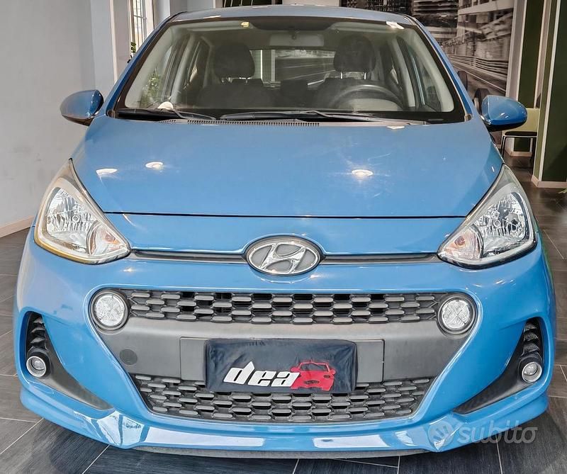 Usata Hyundai i10 Style 67 CV (49 kW) 2017 Blu Utilitaria