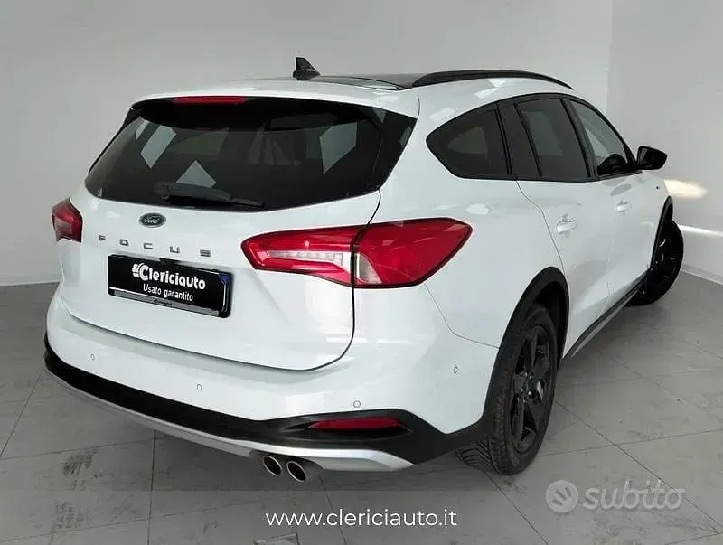 Usata Ford Focus Active 125 CV (91 kW) 2019 Bianco Station wagon