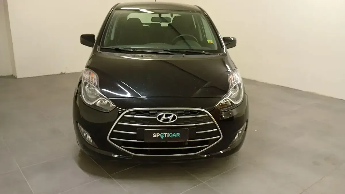 Usata Hyundai ix20 Classic 90 CV (66 kW) 2017 Nero Utilitaria