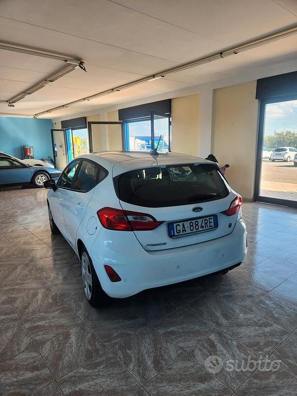 Usata Ford Fiesta 85 CV (62 kW) 2020 Bianco Utilitaria
