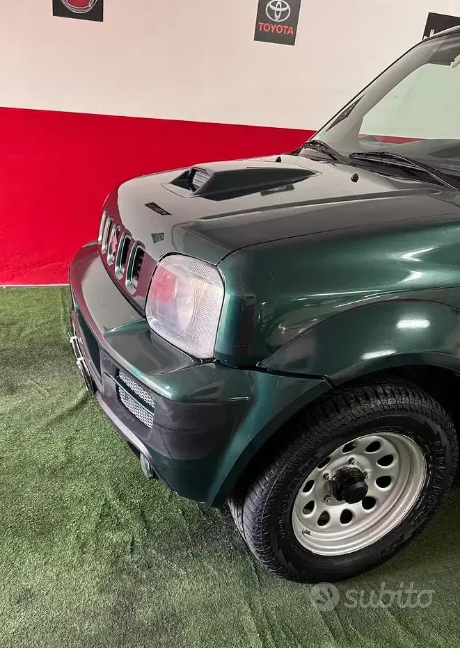 Usata Suzuki Jimny 86 CV (63 kW) 2006 Verde SUV