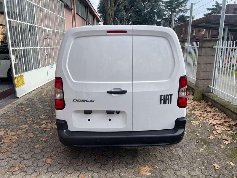 Nuova Fiat Doblò 131 CV (96 kW) 2025 Bianco Monovolume