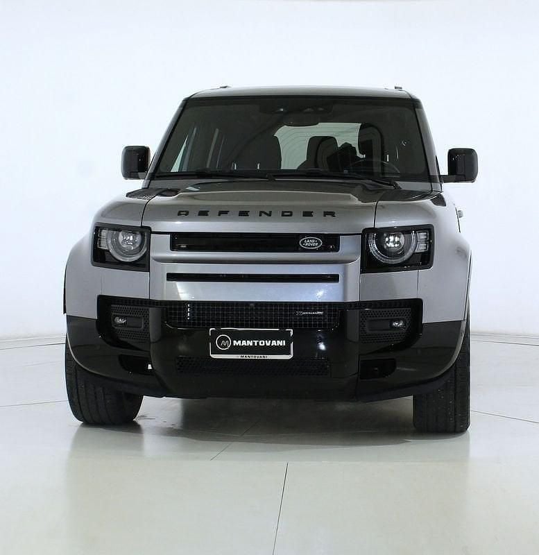 Usata Land Rover Defender SE Dynamic 400 CV (294 kW) 2022 Argento SUV