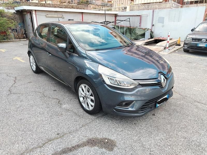 Usata Renault Clio IV Intens 110 CV (80 kW) 2017 Blu Berlina