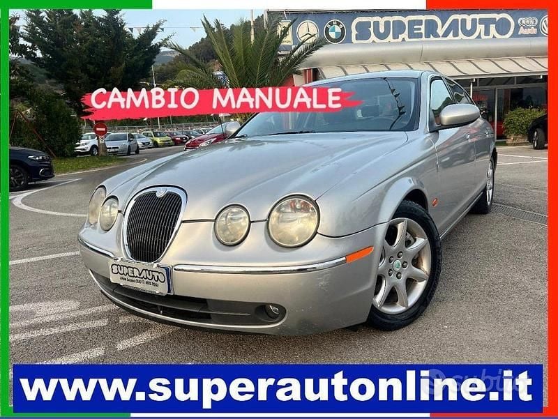 Gray Usata 2005 Jaguar S-Type Executive Tre volumi | 2300 € (Cara) - Immagine 1/4