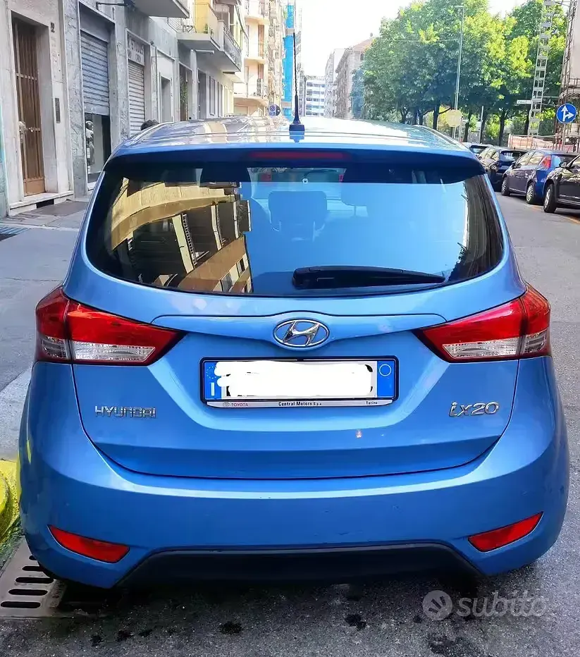 Usata Hyundai ix20 90 CV (66 kW) 2011 Bluazzurro Utilitaria