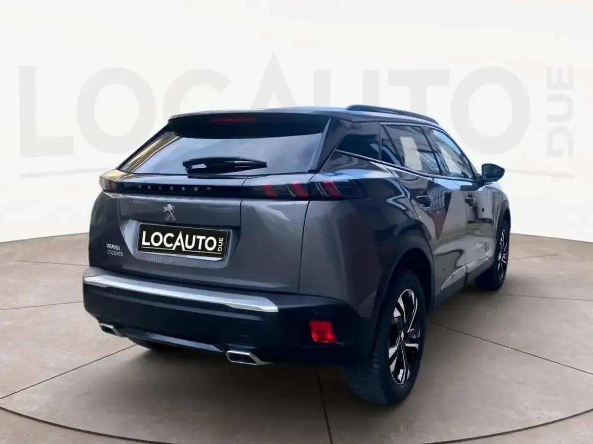 Usata Peugeot 2008 Allure 131 CV (96 kW) 2023 Grigio SUV