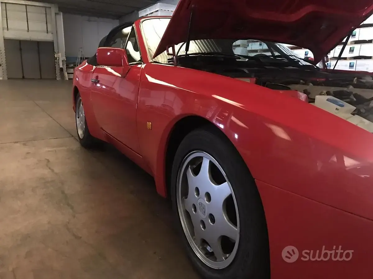 Usata Porsche 944 211 CV (155 kW) 1990 Rosso Cabrio