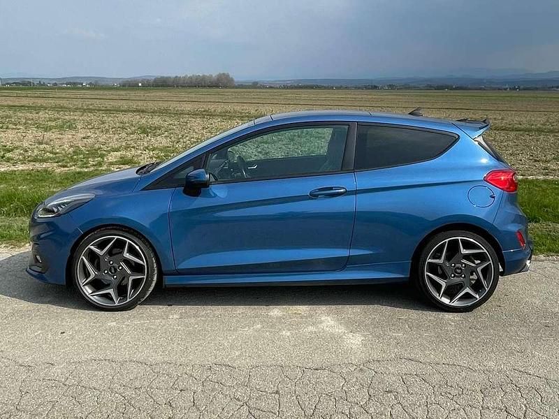Usata Ford Fiesta ST 205 CV (150 kW) 2019 Blu/azzurro Utilitaria