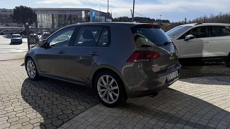 Usata VW Golf VII Highline 122 CV (89 kW) 2014 Grigio Berlina