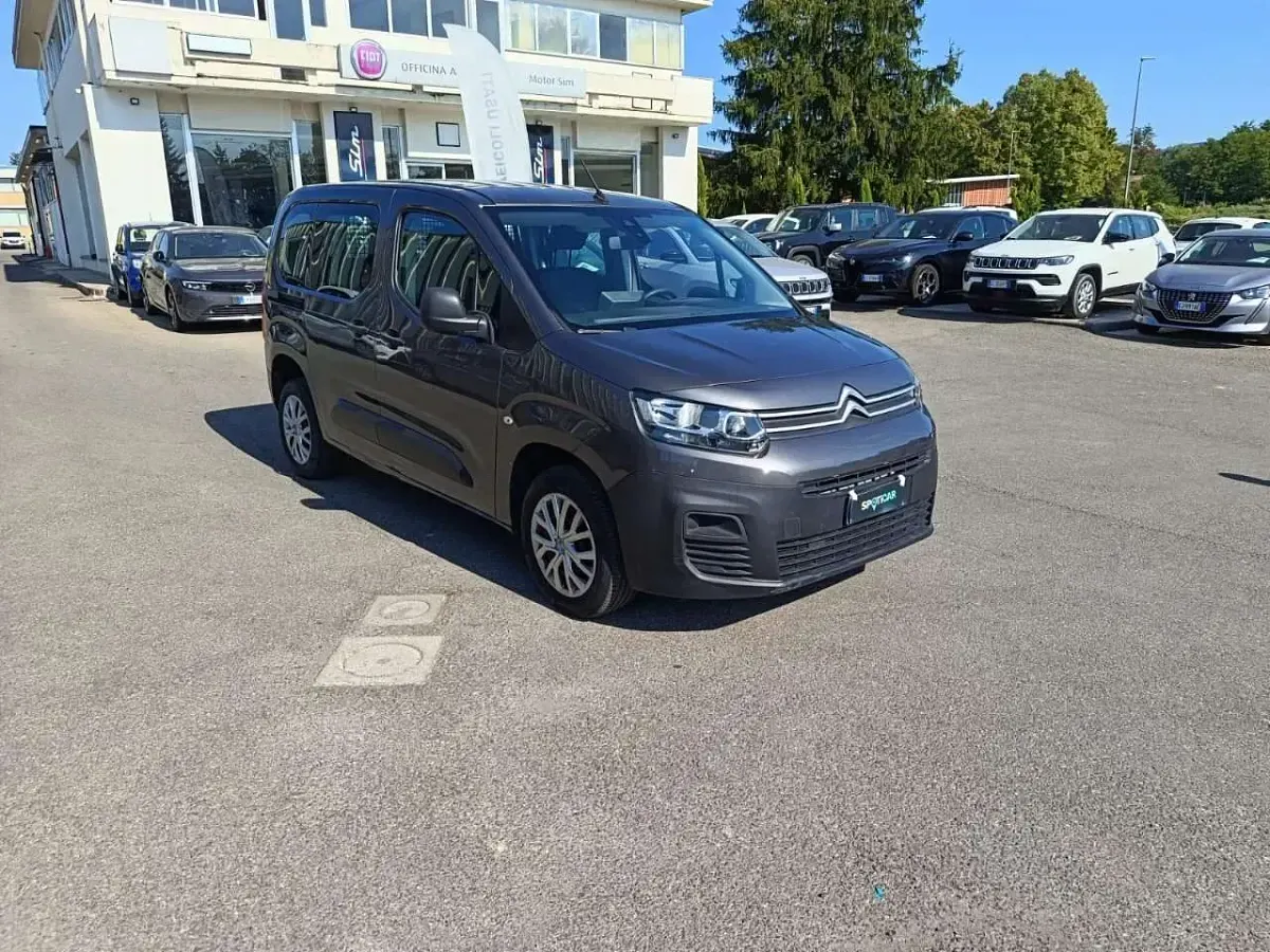 Usata Citroën Berlingo Live 102 CV (75 kW) 2022 Grigio Monovolume