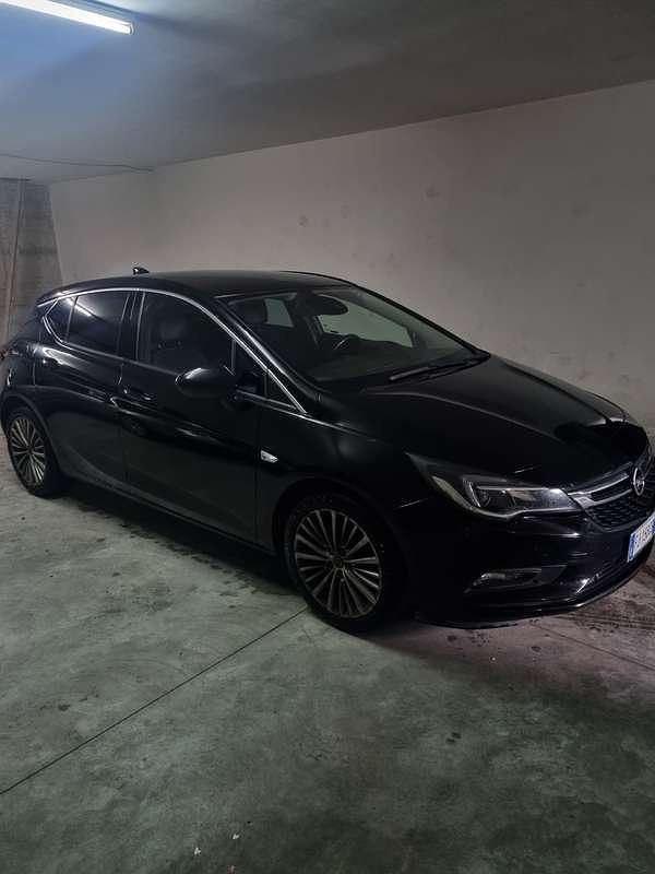 Usata Opel Astra Innovation 110 CV (80 kW) 2017 Berlina