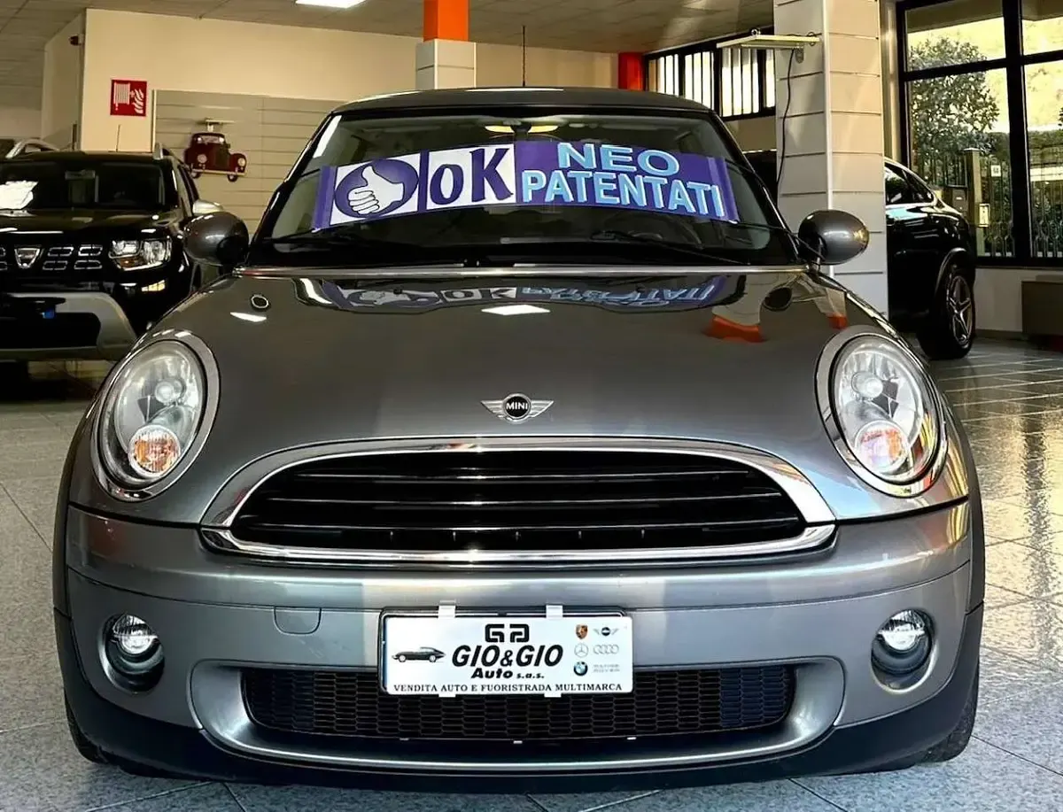 Usata Mini ONE 90 CV (66 kW) 2009 Antracite met. Utilitaria