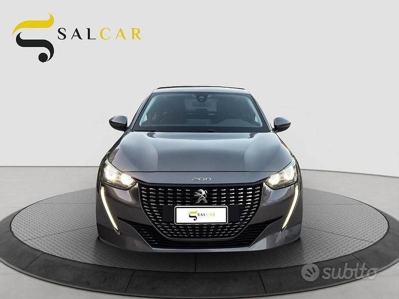 Usata Peugeot 208 Active 102 CV (75 kW) 2020 Grigio Utilitaria